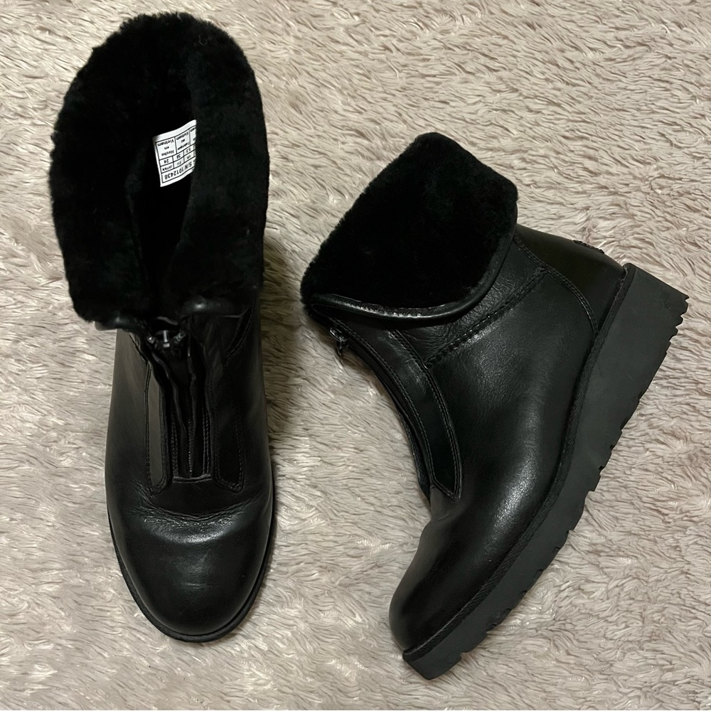 UGG Caleigh wedge black leather booties with fur